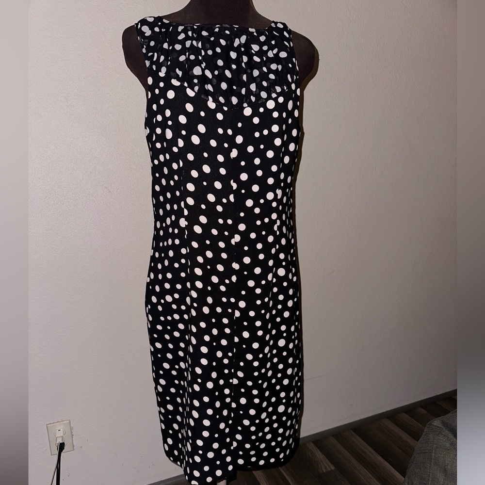 Classic Black and White Polka Dot Sleeveless Dress